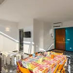 Lejlighed Joivy Spacious For 6, Near Train Station And *