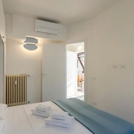 Joivy Spacious For 6, Near Train Station And 세스트리레반떼