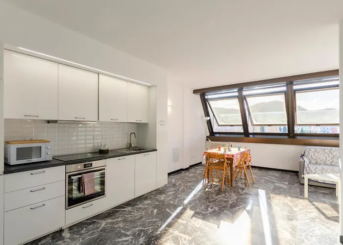 Joivy Spacious For 6, Near Train Station And * 세스트리레반떼