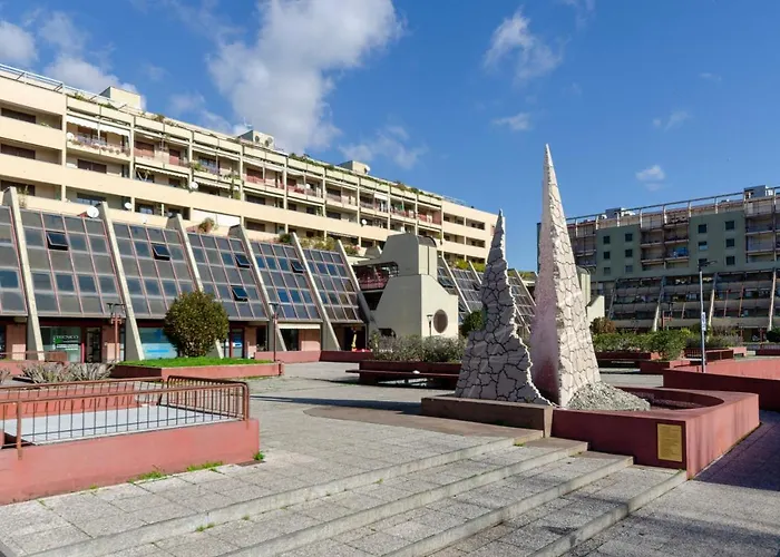 Joivy Spacious For 6, Near Train Station And *